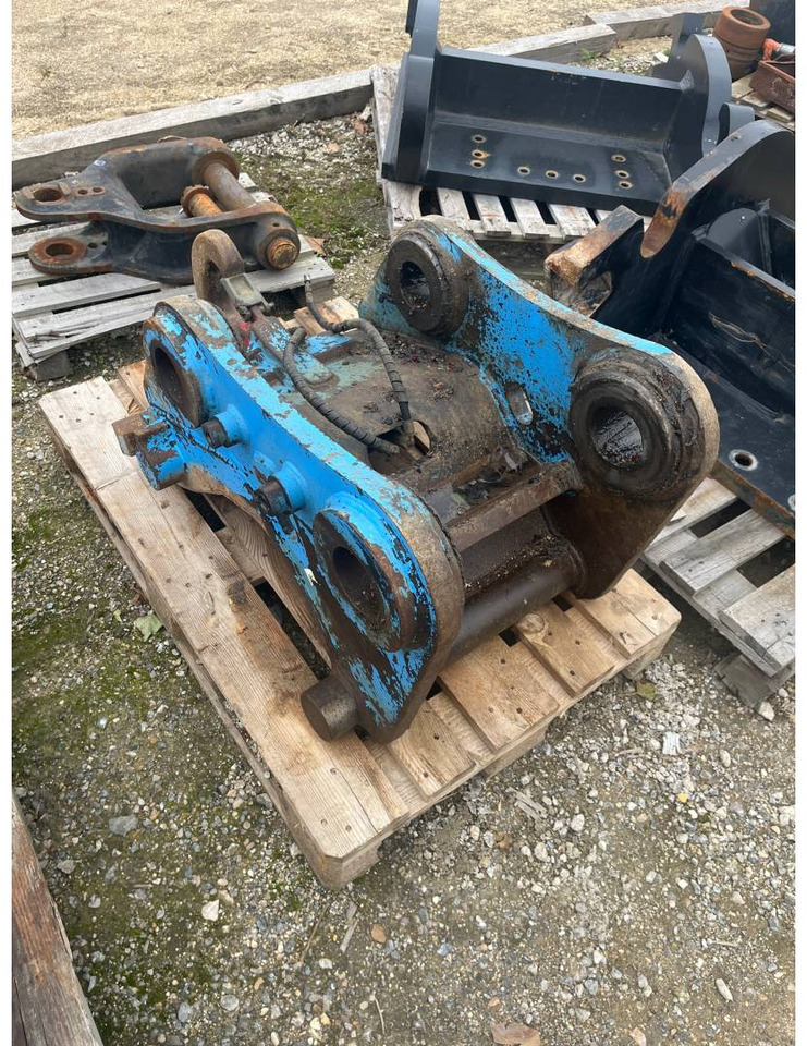 CAT COUPLER/CW45S/TIM/DB - Сцепное устройство: фото 1 CAT COUPLER/CW45S/TIM/DB - Сцепное устройство: фото 1