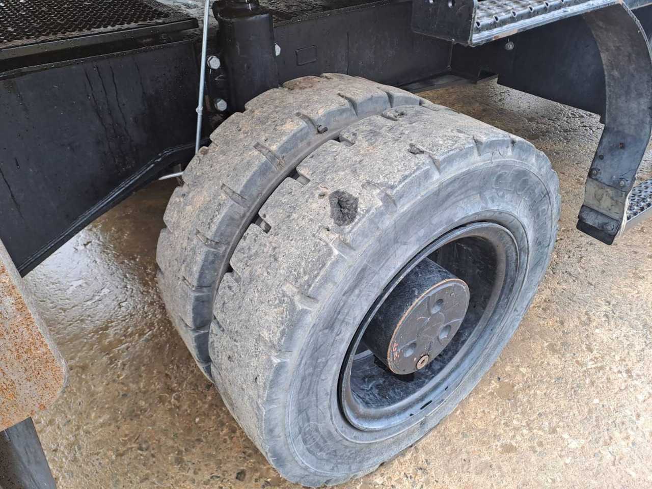 Колёсный экскаватор CAT MH3024: фото 8 Колёсный экскаватор CAT MH3024: фото 8