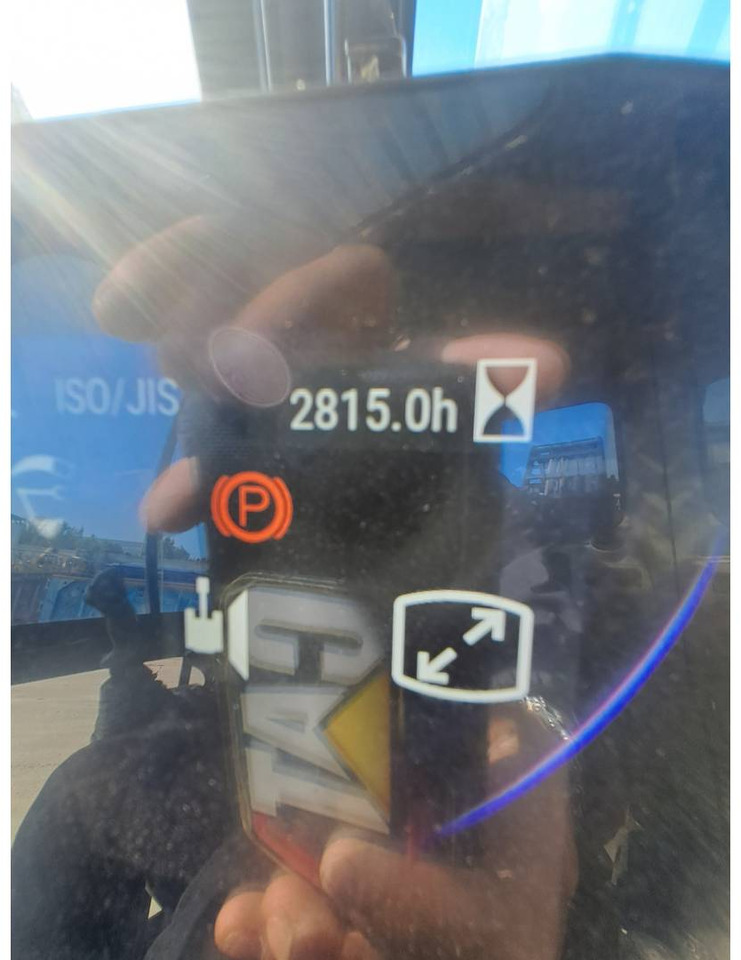 Колёсный экскаватор CAT MH3026: фото 18 Колёсный экскаватор CAT MH3026: фото 18