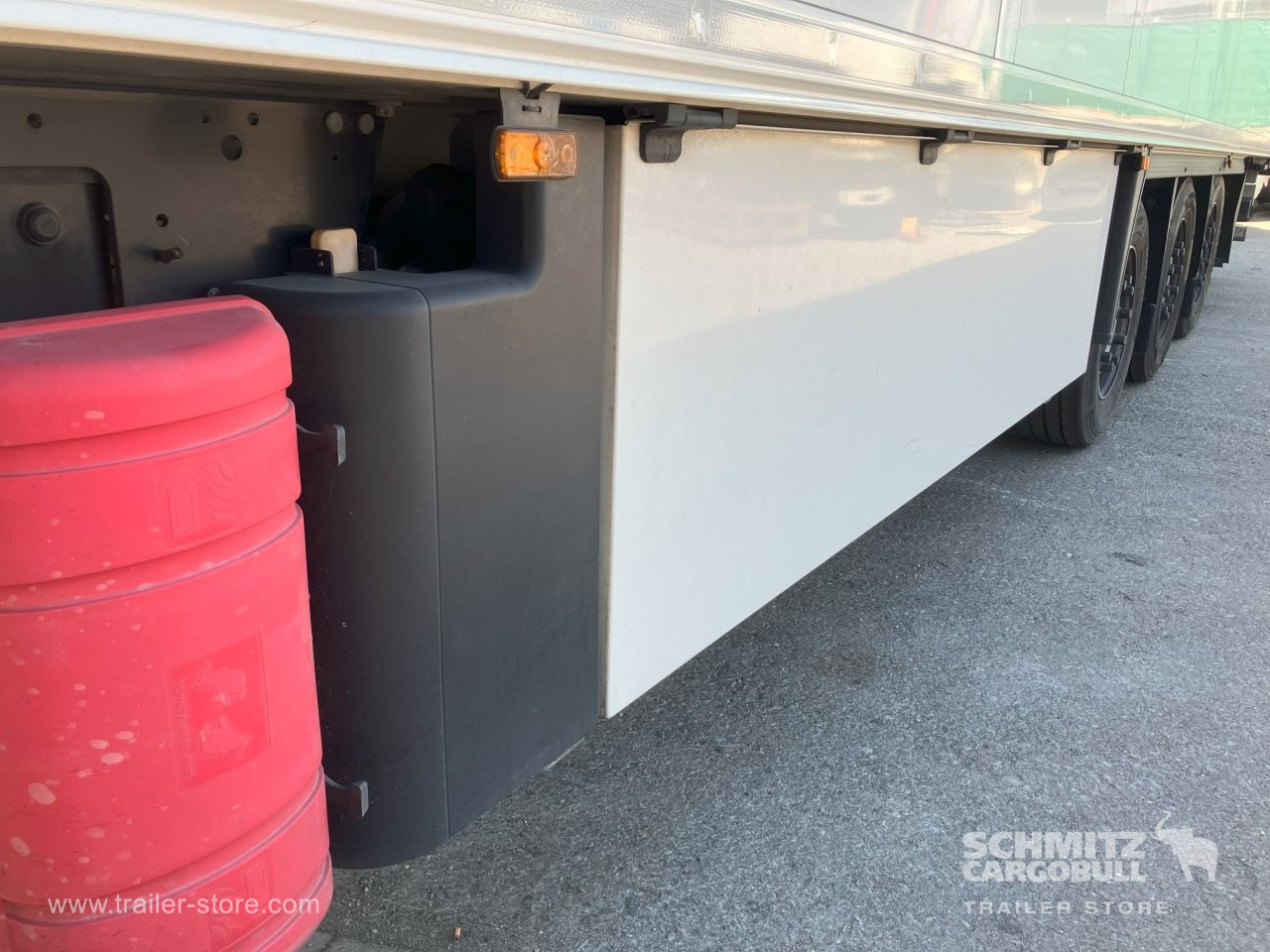 SCHMITZ Semiremolque Frigo Standard Double deck - Изотермический полуприцеп: фото 2 SCHMITZ Semiremolque Frigo Standard Double deck - Изотермический полуприцеп: фото 2