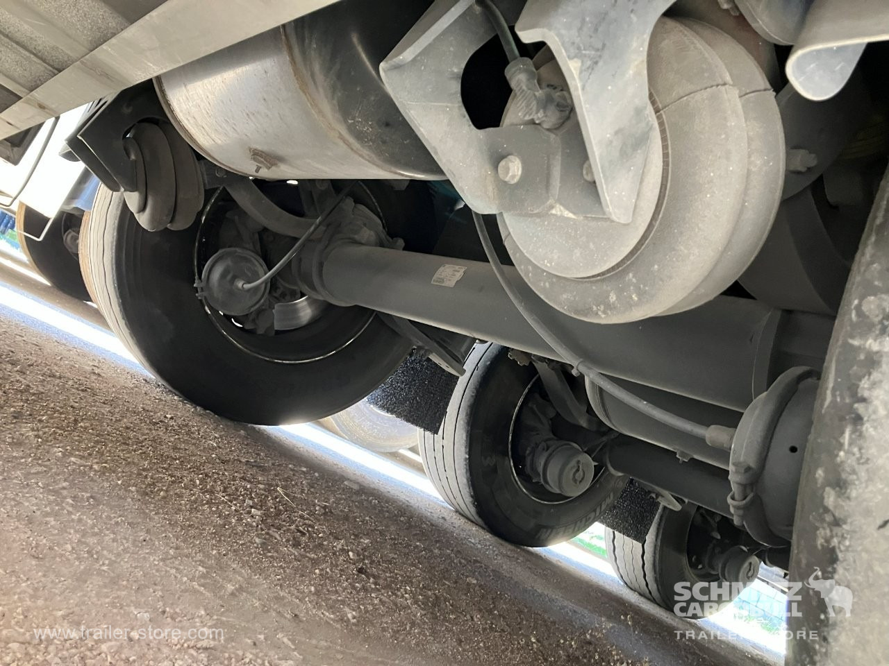 SCHMITZ Semiremolque Frigo Standard Double deck - Изотермический полуприцеп: фото 3 SCHMITZ Semiremolque Frigo Standard Double deck - Изотермический полуприцеп: фото 3