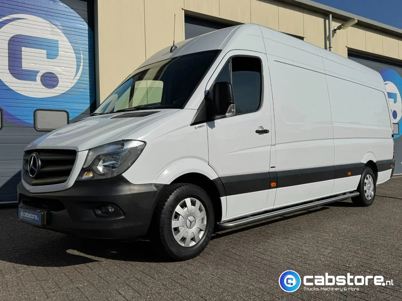 Mercedes-Benz Sprinter 316 CDI L3/H2 316 CDI Euro 5 - L3/H2 - Automaat - Geïntegreerde rijplaten in vloer - Bearlock - Year 2015 - Цельнометаллический фургон: фото 1 Mercedes-Benz Sprinter 316 CDI L3/H2 316 CDI Euro 5 - L3/H2 - Automaat - Geïntegreerde rijplaten in vloer - Bearlock - Year 2015 - Цельнометаллический фургон: фото 1