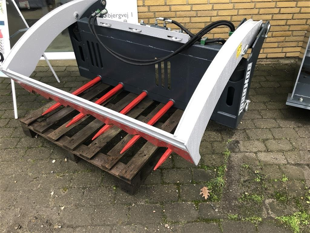 Sonarol Balleskære RB SNR 1600 - Фронтальный погрузчик для трактора: фото 4 Sonarol Balleskære RB SNR 1600 - Фронтальный погрузчик для трактора: фото 4