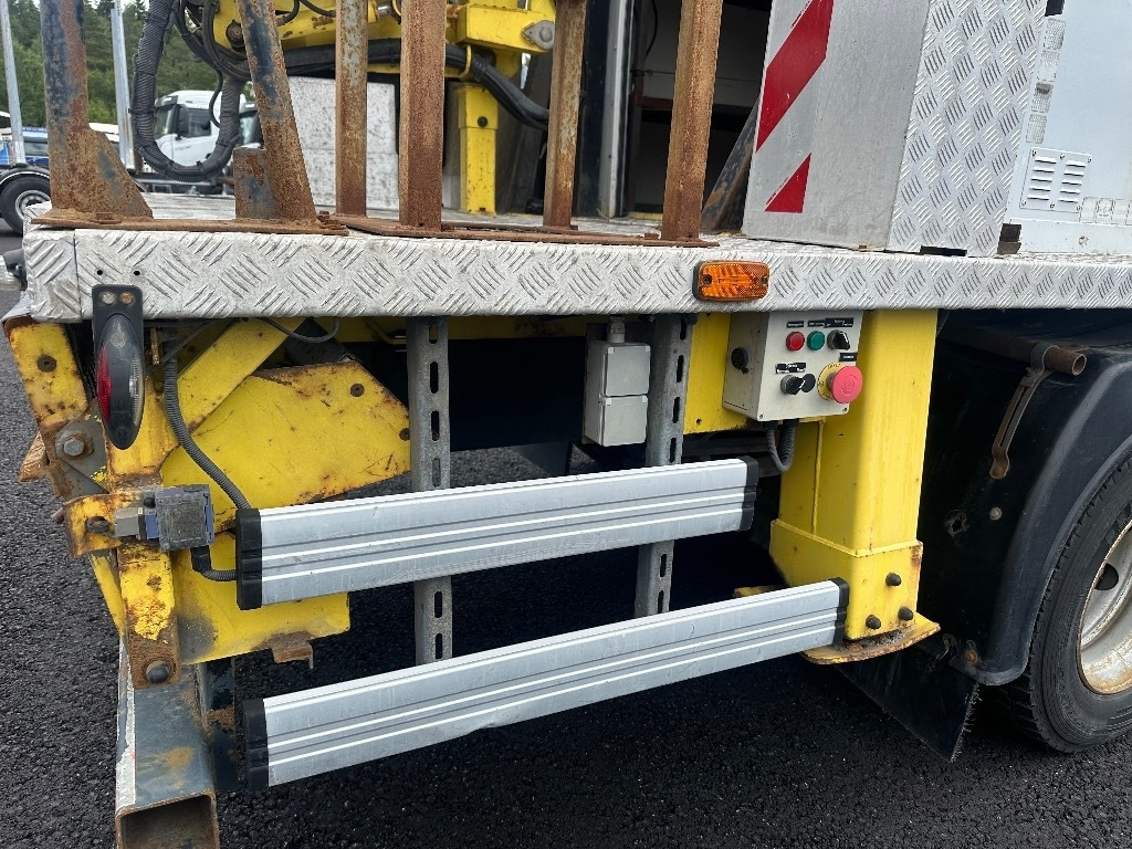 Автоманипулятор DAF 55.180 henkilönostin: фото 7 Автоманипулятор DAF 55.180 henkilönostin: фото 7