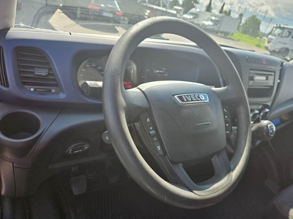Малотоннажный бортовой грузовик, Грузопассажирский фургон Iveco Daily 35S18, 7hlö kevyt ka: фото 17