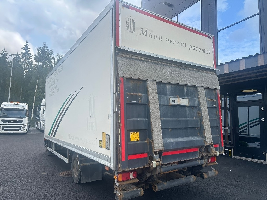 Iveco Eurocargo 100 E22 - Грузовик с закрытым кузовом: фото 4 Iveco Eurocargo 100 E22 - Грузовик с закрытым кузовом: фото 4