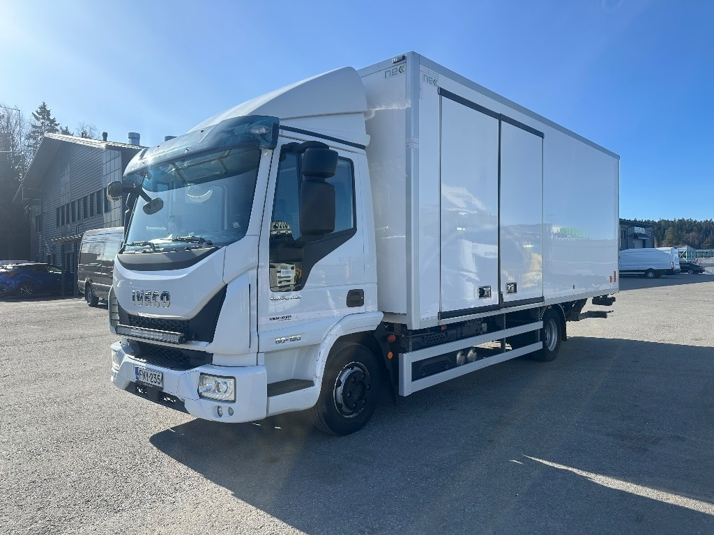 Iveco Eurocargo 100E190 - Грузовик с закрытым кузовом: фото 1 Iveco Eurocargo 100E190 - Грузовик с закрытым кузовом: фото 1