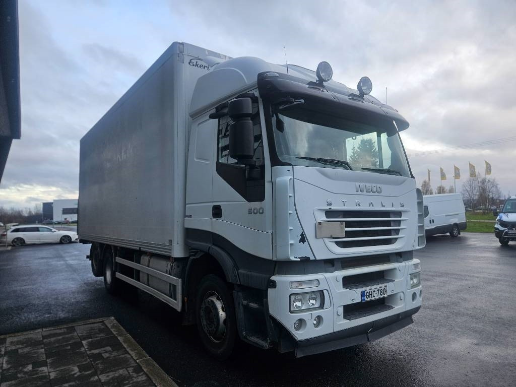 Iveco Stralis 6x2 - Грузовик с закрытым кузовом: фото 2 Iveco Stralis 6x2 - Грузовик с закрытым кузовом: фото 2