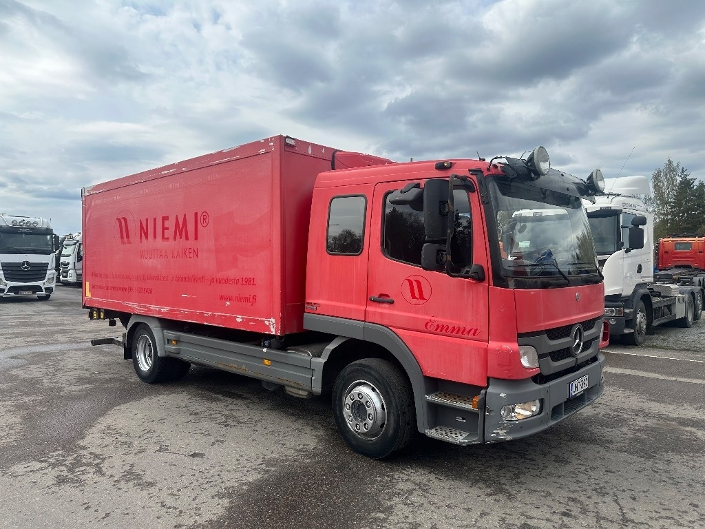 Mercedes-Benz Atego 1324L - Грузовик с закрытым кузовом: фото 2 Mercedes-Benz Atego 1324L - Грузовик с закрытым кузовом: фото 2