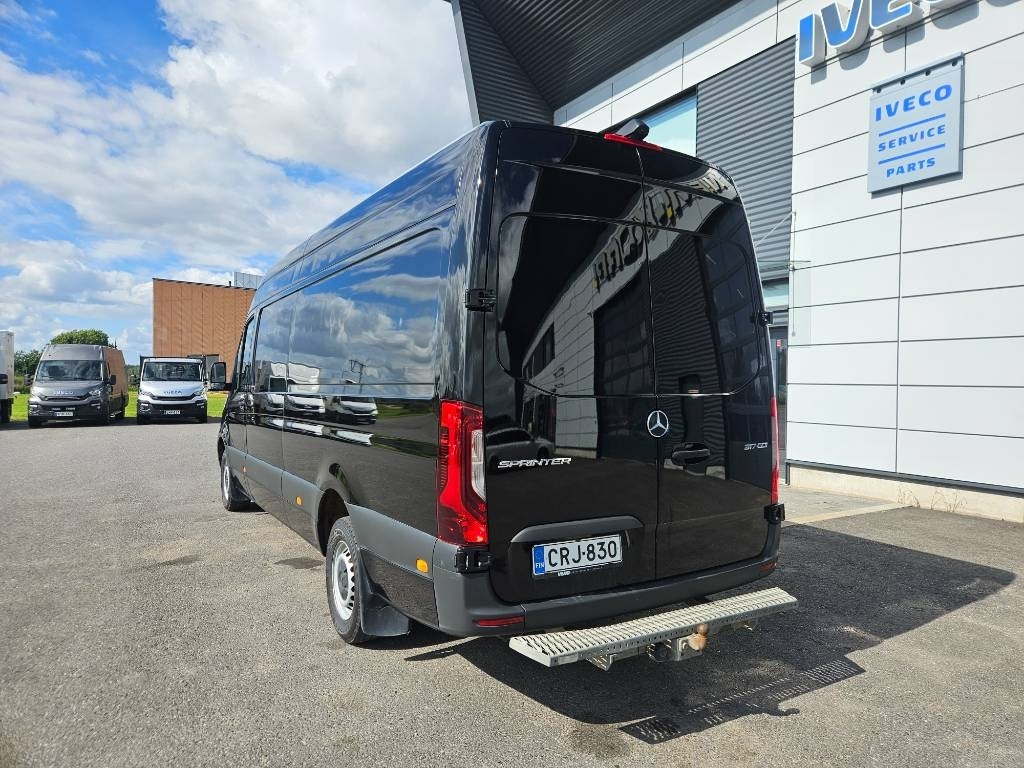 Mercedes-Benz Sprinter 317 RWD - Цельнометаллический фургон: фото 4 Mercedes-Benz Sprinter 317 RWD - Цельнометаллический фургон: фото 4