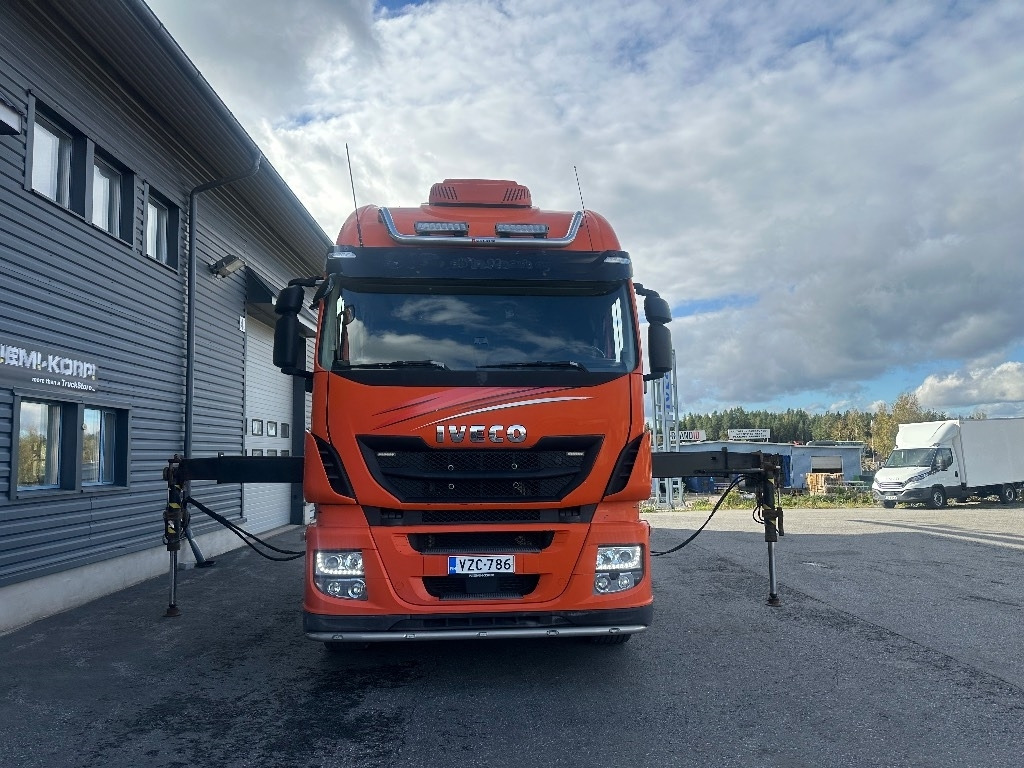 Iveco Stralis 560 6x4. Ferrari 726 - Тягач: фото 2 Iveco Stralis 560 6x4. Ferrari 726 - Тягач: фото 2