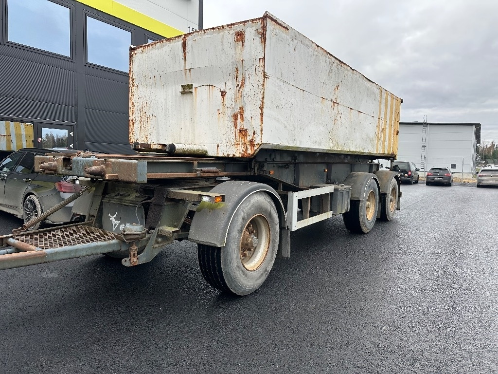 Самосвал Volvo FH 12 420 8x2 + pv: фото 17 Самосвал Volvo FH 12 420 8x2 + pv: фото 17