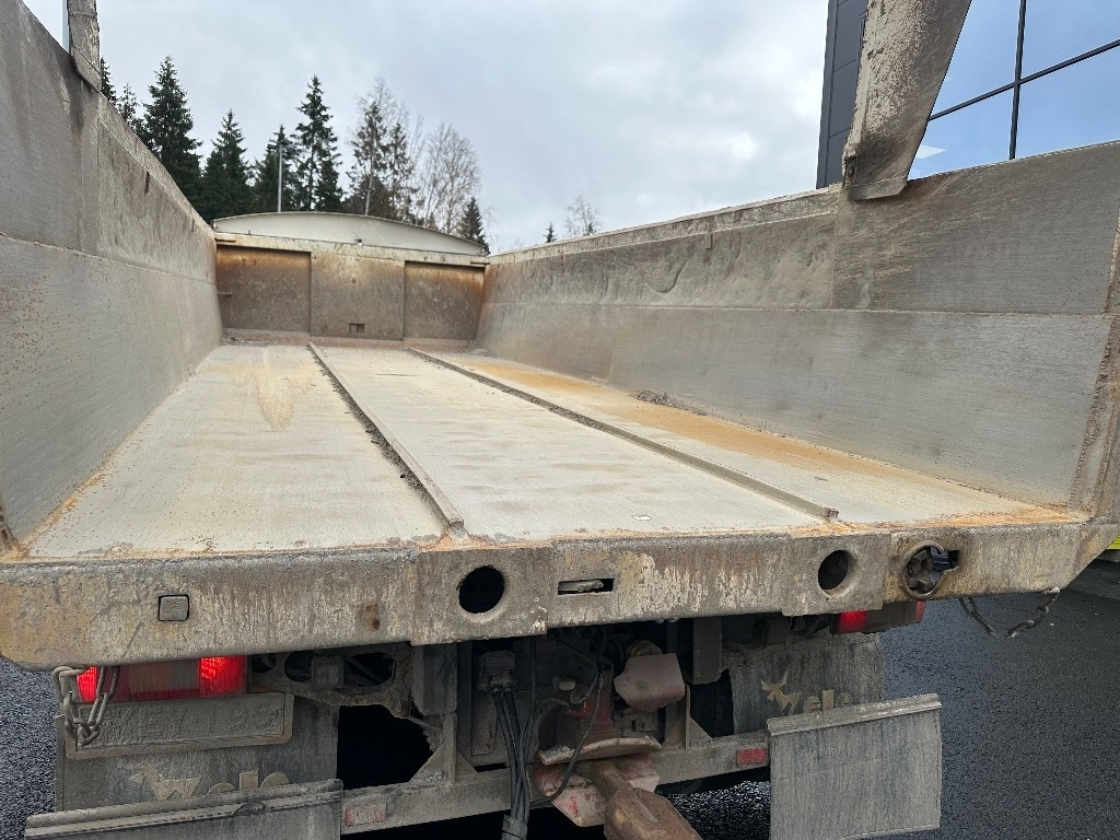 Самосвал Volvo FH 12 420 8x2 + pv: фото 11 Самосвал Volvo FH 12 420 8x2 + pv: фото 11