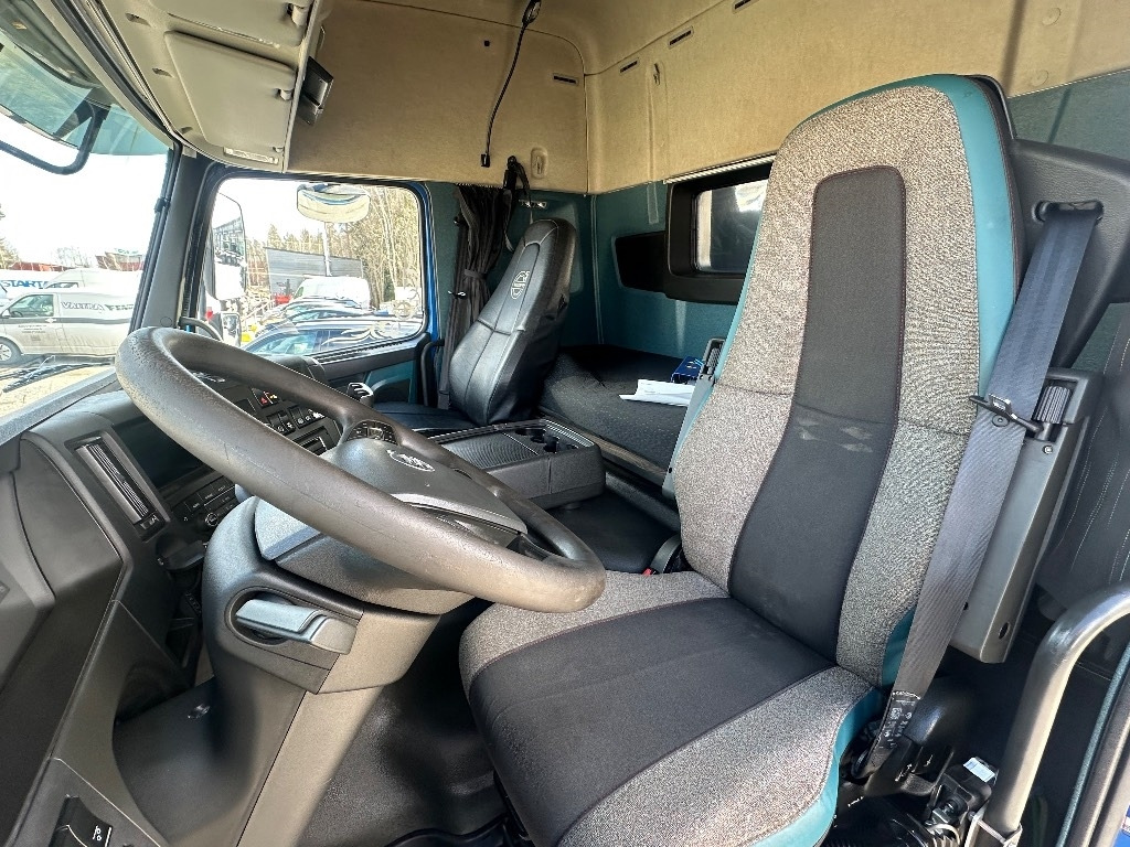 Крюковой мультилифт Volvo FMX 540 6x2*4: фото 14