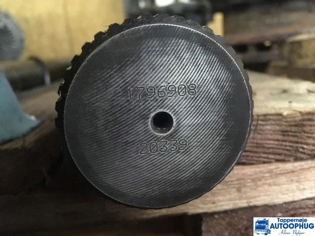 Scania R885 stikaksel P/N: 1796906 / 1796908 - Дифференциал для Грузовиков: фото 2 Scania R885 stikaksel P/N: 1796906 / 1796908 - Дифференциал для Грузовиков: фото 2