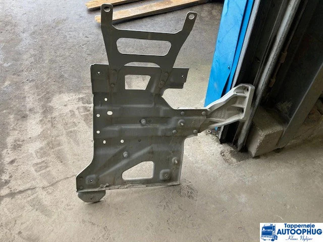 Scania Trin P/N: 2226746 - Кузов и экстерьер для Грузовиков: фото 3 Scania Trin P/N: 2226746 - Кузов и экстерьер для Грузовиков: фото 3