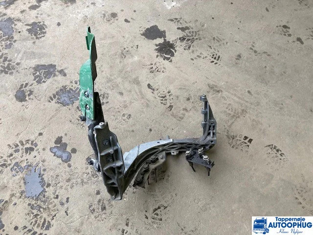 Scania forlygte holder P/N: 2479060 - Кузов и экстерьер для Грузовиков: фото 1 Scania forlygte holder P/N: 2479060 - Кузов и экстерьер для Грузовиков: фото 1