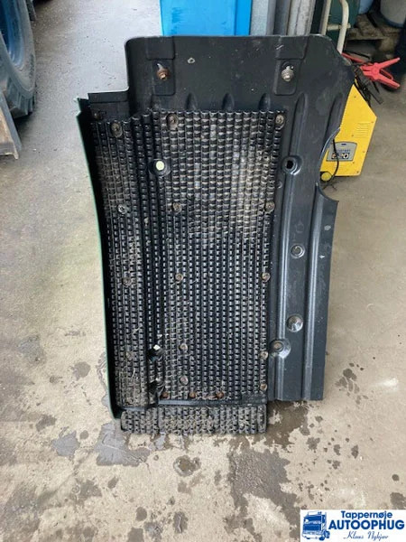 Scania forskærm P/N: 2297996 / 2599548 - Кузов и экстерьер для Грузовиков: фото 3 Scania forskærm P/N: 2297996 / 2599548 - Кузов и экстерьер для Грузовиков: фото 3