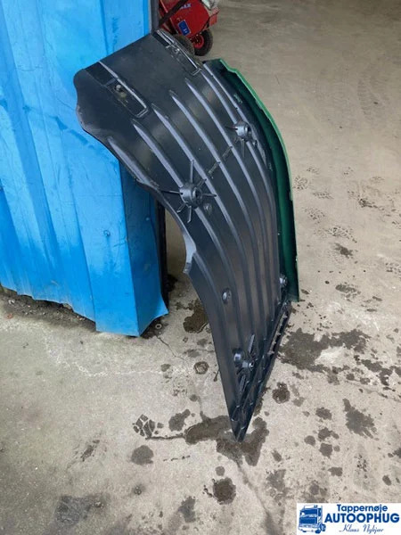 Scania forskærm P/N: 2297996 / 2599548 - Кузов и экстерьер для Грузовиков: фото 2 Scania forskærm P/N: 2297996 / 2599548 - Кузов и экстерьер для Грузовиков: фото 2