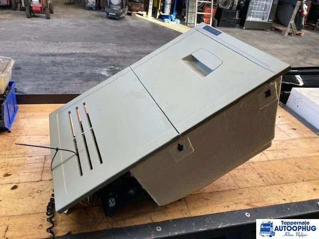 Volvo refrigerator – køleskab – Volvo 82174077 - Кабина и интерьер для Грузовиков: фото 1 Volvo refrigerator – køleskab – Volvo 82174077 - Кабина и интерьер для Грузовиков: фото 1