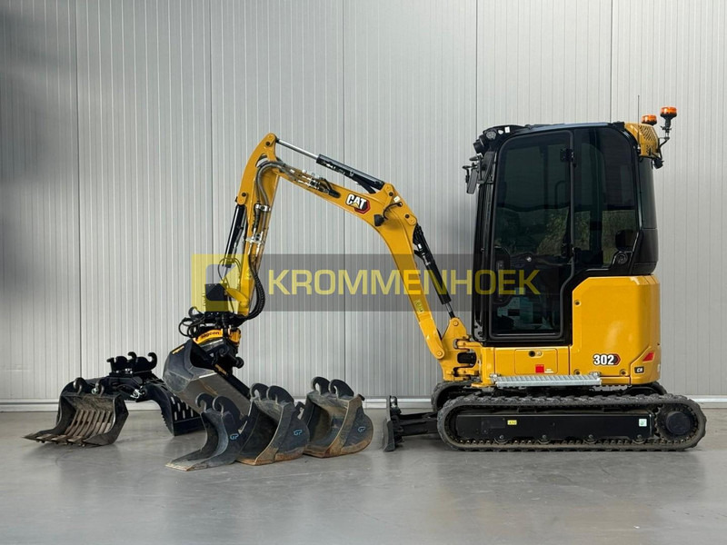 Caterpillar 302 CR Vol opties !! Engcon Draaikantelstuk - Мини-экскаватор: фото 1 Caterpillar 302 CR Vol opties !! Engcon Draaikantelstuk - Мини-экскаватор: фото 1