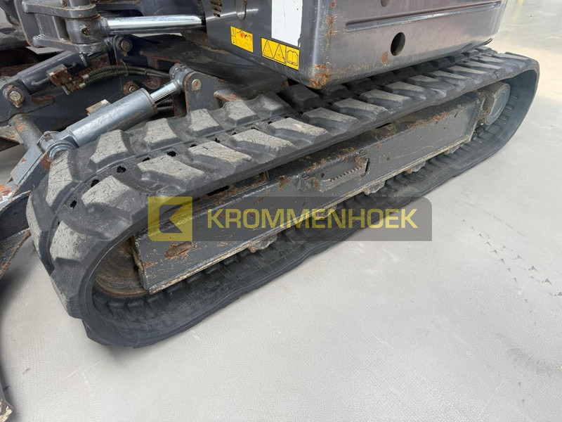 Мини-экскаватор Doosan DX 85R-3: фото 13 Мини-экскаватор Doosan DX 85R-3: фото 13