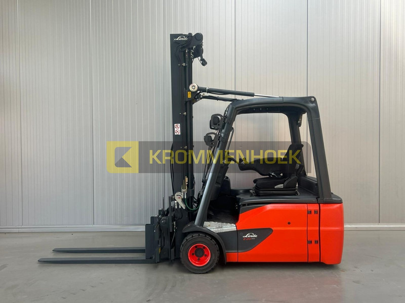 Linde E 20 L Snelwissel vorken - Электропогрузчик: фото 1 Linde E 20 L Snelwissel vorken - Электропогрузчик: фото 1