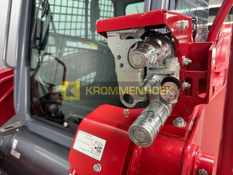 Мини-погрузчик с бортовым поворотом Takeuchi TL 12V-2: фото 9