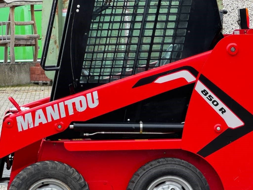 Manitou 850R, 2021, 365 hours! - Мини-погрузчик с бортовым поворотом: фото 3 Manitou 850R, 2021, 365 hours! - Мини-погрузчик с бортовым поворотом: фото 3