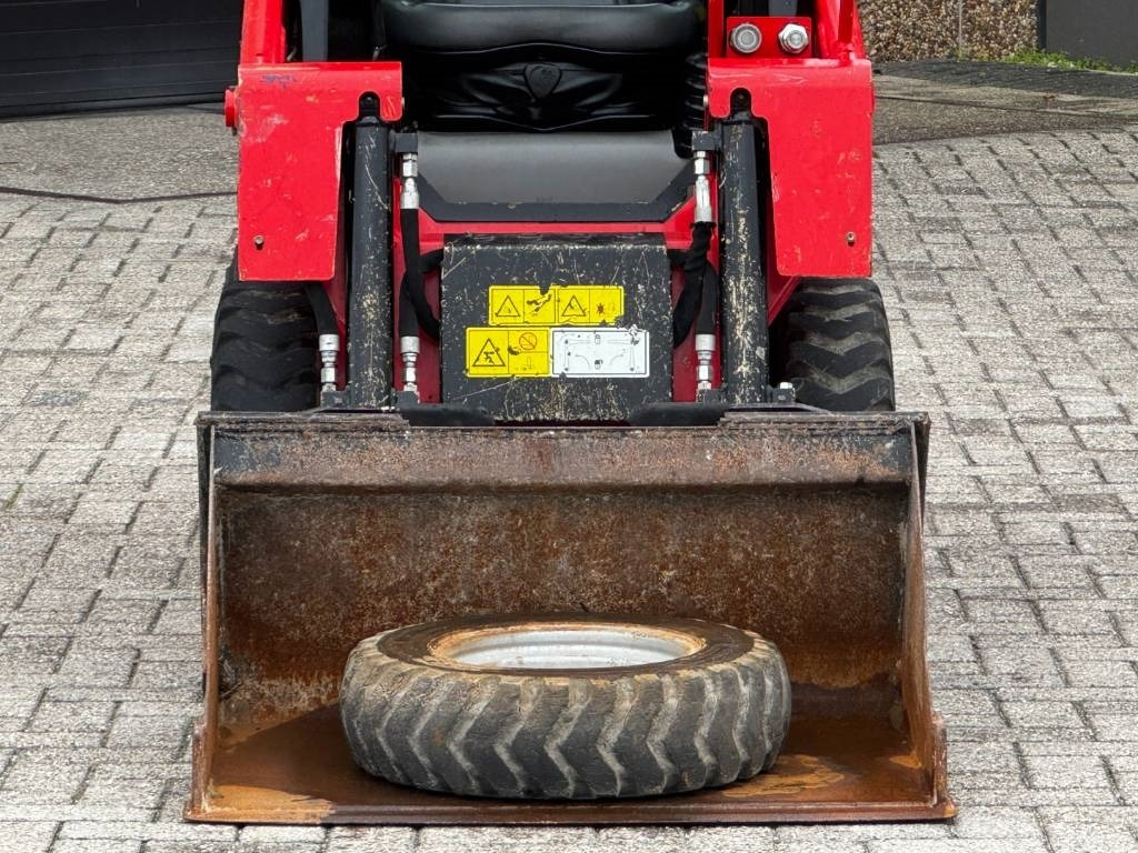 Manitou 850R, 2021, 365 hours! - Мини-погрузчик с бортовым поворотом: фото 5 Manitou 850R, 2021, 365 hours! - Мини-погрузчик с бортовым поворотом: фото 5