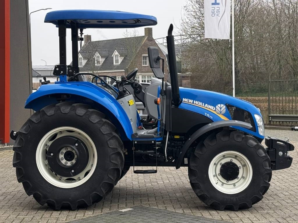 New Holland T4.75, Power Shuttle, creepspeed, ROPS! - Трактор: фото 5 New Holland T4.75, Power Shuttle, creepspeed, ROPS! - Трактор: фото 5