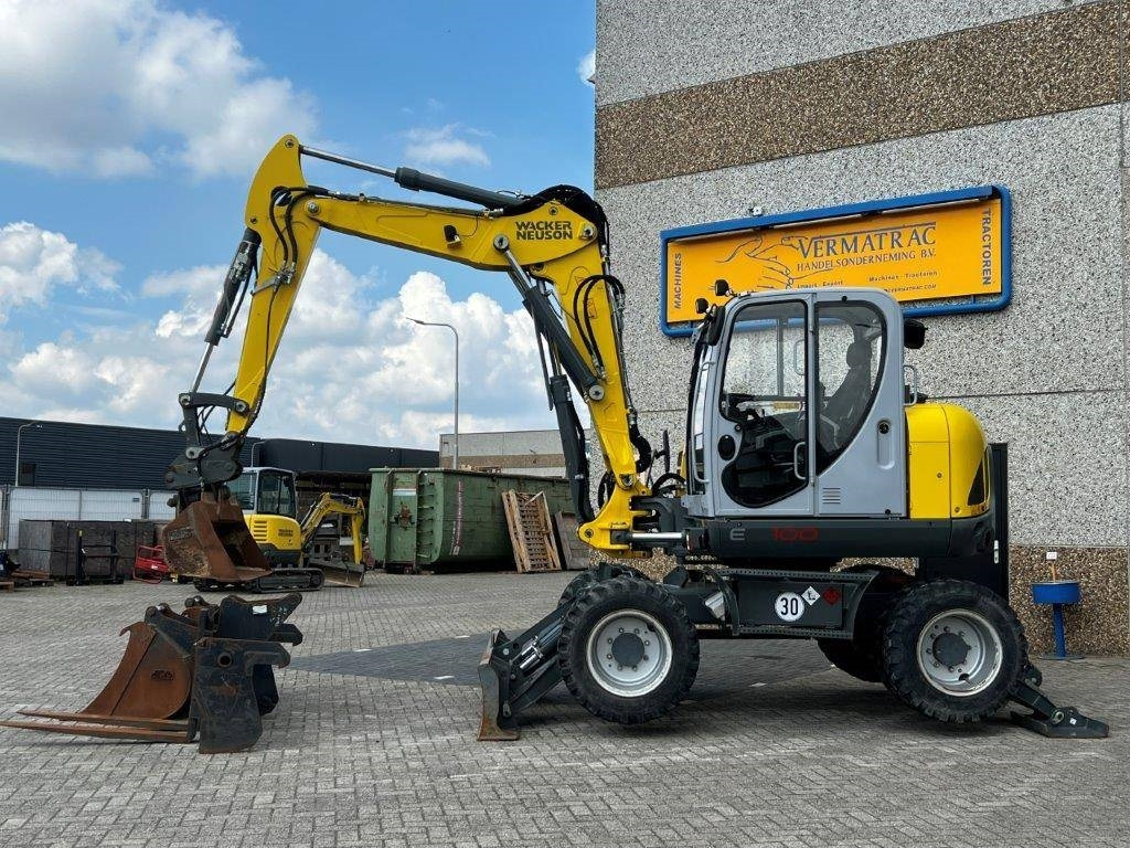 Wacker Neuson Neuson EW100 – 1376 hours – 2019!! - Колёсный экскаватор: фото 1 Wacker Neuson Neuson EW100 – 1376 hours – 2019!! - Колёсный экскаватор: фото 1