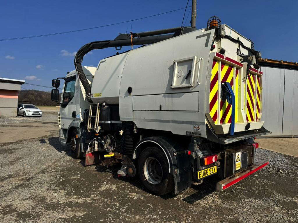 DAF LF180 - Подметально-уборочная машина: фото 5 DAF LF180 - Подметально-уборочная машина: фото 5