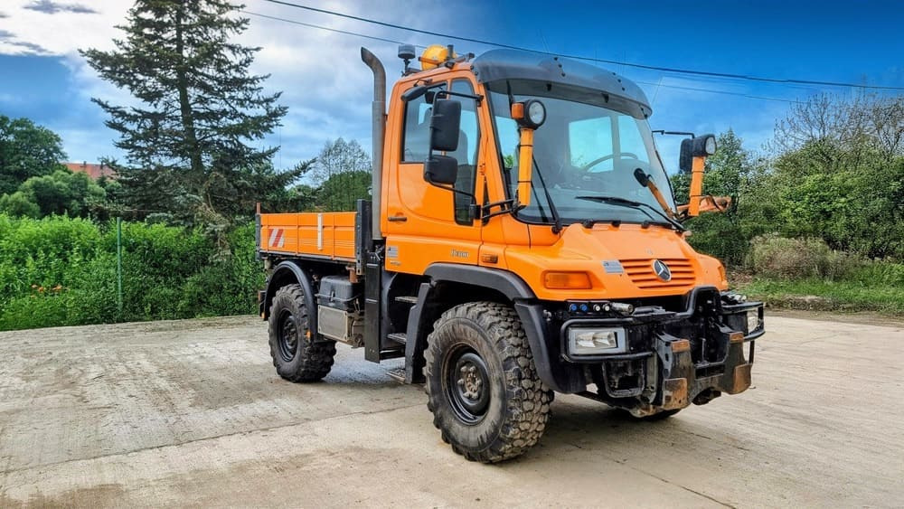 MERCEDES-BENZ Unimog U300 - Коммунальная/ Специальная техника: фото 1 MERCEDES-BENZ Unimog U300 - Коммунальная/ Специальная техника: фото 1