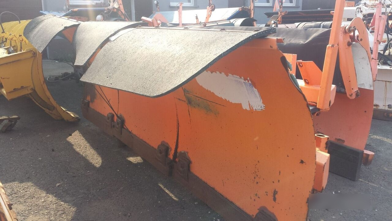 Отвал для снега Schmidt Pług czołowy: фото 8 Отвал для снега Schmidt Pług czołowy: фото 8