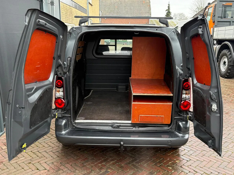 Citroën Berlingo 1.6 HDI 90 pk 3 zits Cruise Lmv Led Sidebars AC Trek haak 1e Eig Origi NL - Легковой фургон: фото 4 Citroën Berlingo 1.6 HDI 90 pk 3 zits Cruise Lmv Led Sidebars AC Trek haak 1e Eig Origi NL - Легковой фургон: фото 4