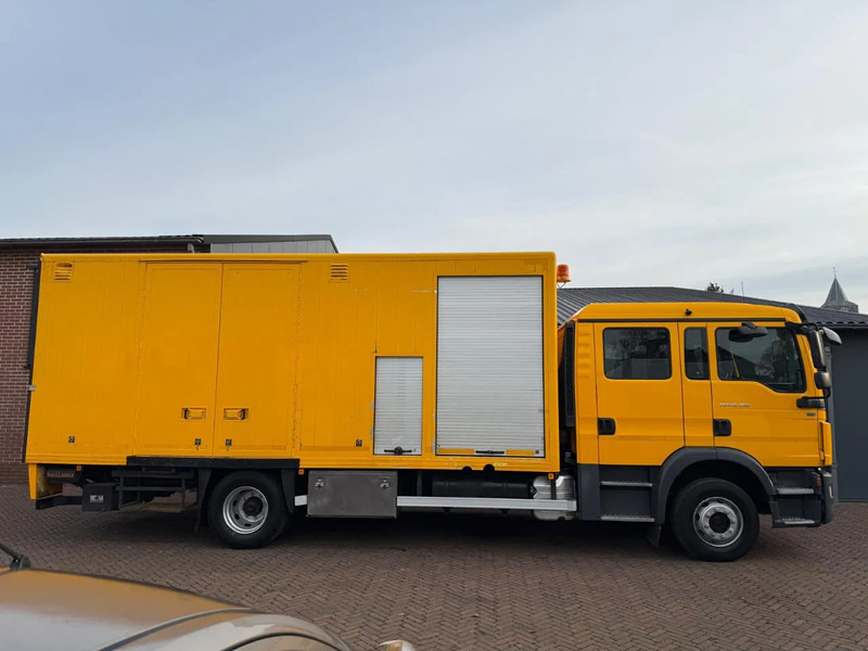 MAN TGM 15.250 E6 DC FUELSTATION ATLAS COPCO WaterTank - Грузовик с закрытым кузовом: фото 2 MAN TGM 15.250 E6 DC FUELSTATION ATLAS COPCO WaterTank - Грузовик с закрытым кузовом: фото 2