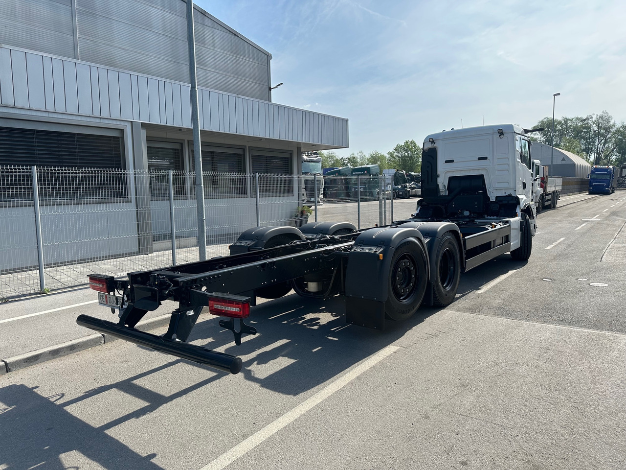 MAN TGS 26.520 6X2H-4 BL Hydrodrive - Грузовик-шасси: фото 4 MAN TGS 26.520 6X2H-4 BL Hydrodrive - Грузовик-шасси: фото 4