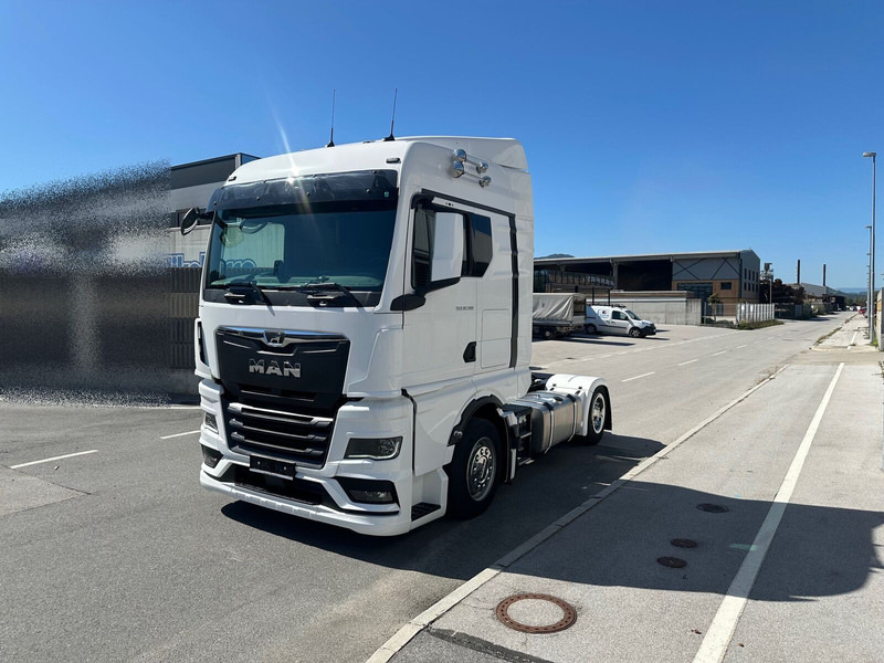 MAN TGX 18.520 LLS-U - Тягач: фото 2 MAN TGX 18.520 LLS-U - Тягач: фото 2