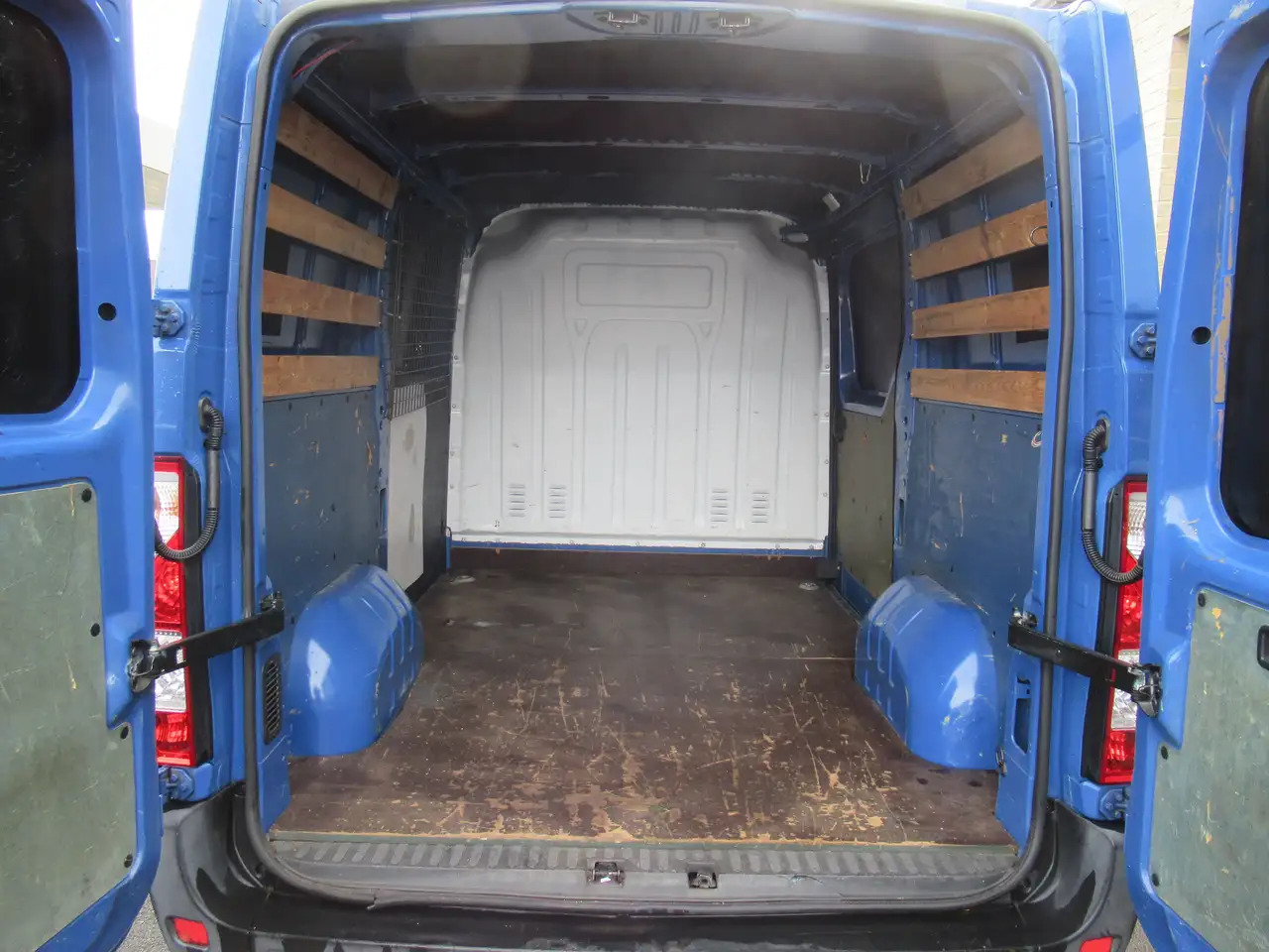 Opel Movano L1H1 - Цельнометаллический фургон: фото 5 Opel Movano L1H1 - Цельнометаллический фургон: фото 5