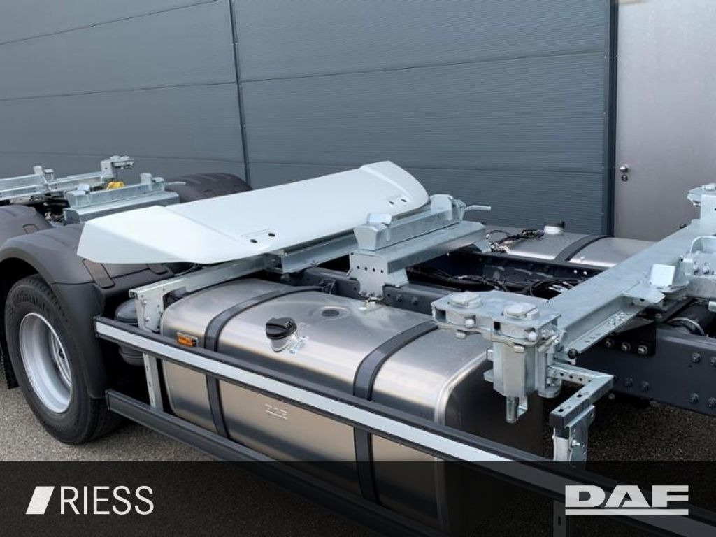 DAF XG 480 FAN 6X2 Multiwechsler 1120-1320 mm 2xAHK - Грузовик-контейнеровоз/ Сменный кузов: фото 4 DAF XG 480 FAN 6X2 Multiwechsler 1120-1320 mm 2xAHK - Грузовик-контейнеровоз/ Сменный кузов: фото 4