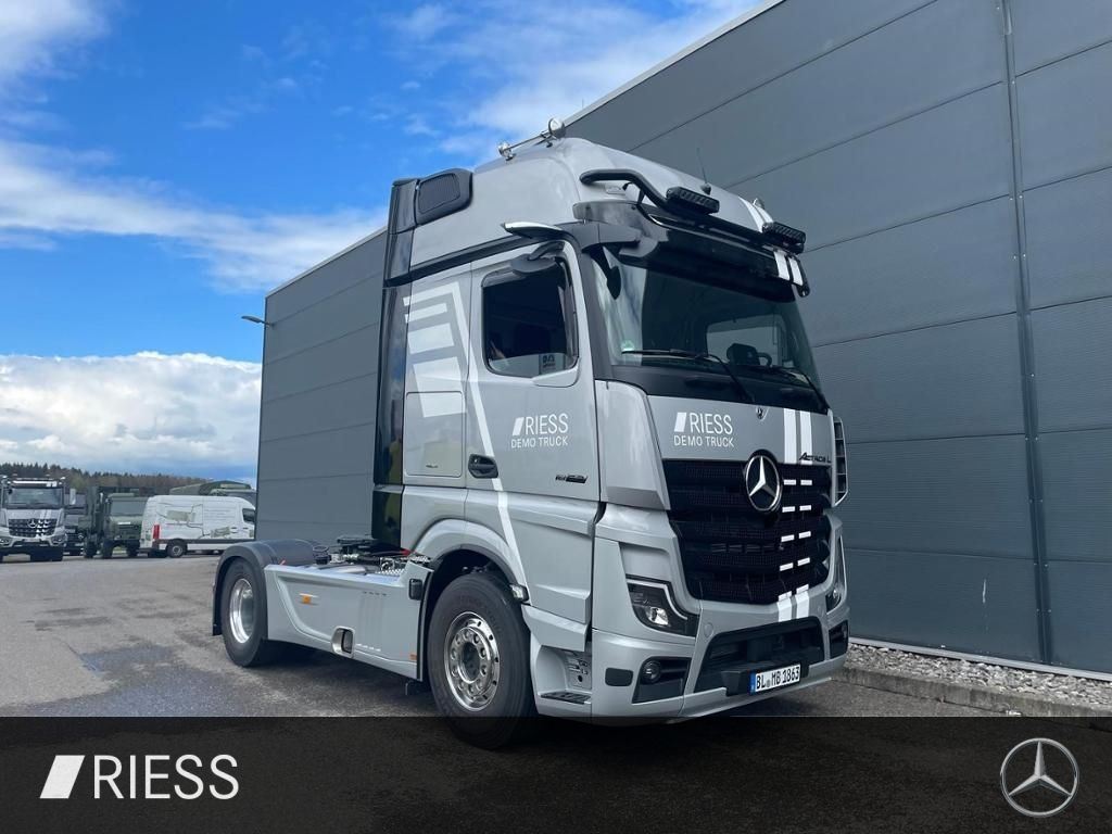 Mercedes-Benz Actros 1863 LS 4x2 - Грузовик: фото 2 Mercedes-Benz Actros 1863 LS 4x2 - Грузовик: фото 2