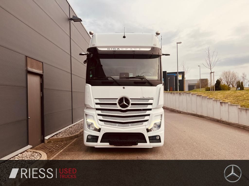 Mercedes-Benz 1851 LS GigaSpace Vollluft BiXenon KlimaA Navi - Тягач: фото 2 Mercedes-Benz 1851 LS GigaSpace Vollluft BiXenon KlimaA Navi - Тягач: фото 2