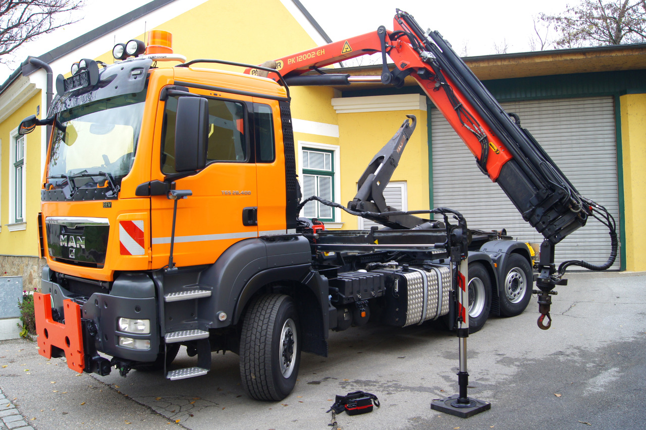 MAN TGS 28.400 BL 6x4-4/TÜV/PK12002/PALIFT/Winterdienst/Salzstreuer/Streuer/Schneepflug - Самосвал, Автоманипулятор: фото 2 MAN TGS 28.400 BL 6x4-4/TÜV/PK12002/PALIFT/Winterdienst/Salzstreuer/Streuer/Schneepflug - Самосвал, Автоманипулятор: фото 2