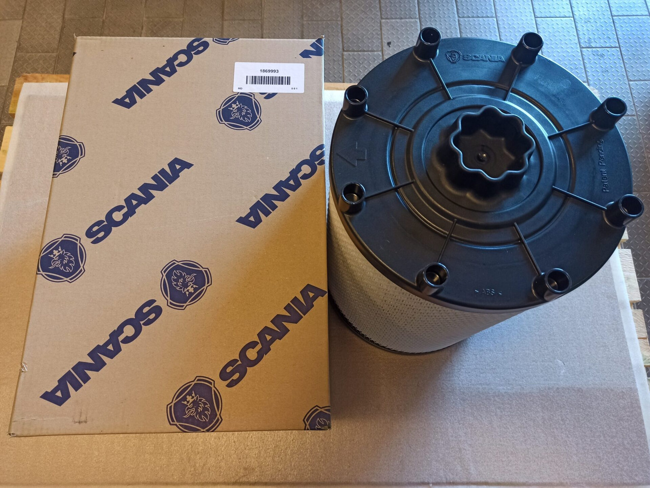 SCANIA AIR FILTER - 1869993 - Воздушный фильтр для Грузовиков: фото 1 SCANIA AIR FILTER - 1869993 - Воздушный фильтр для Грузовиков: фото 1