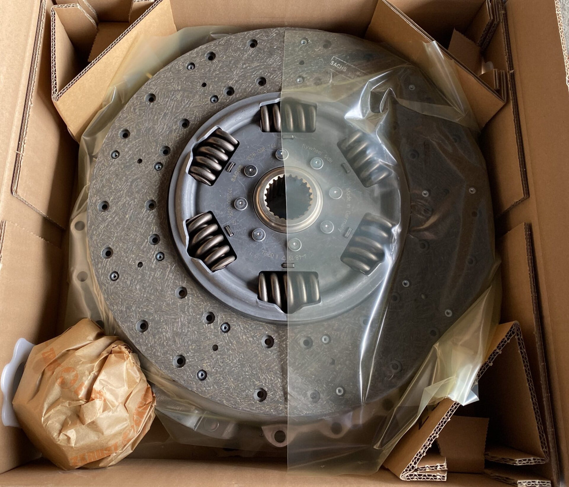 SCANIA NEW CLUTCH KIT - 3400 700 663 - Сцепление и запчасти для Грузовиков: фото 1 SCANIA NEW CLUTCH KIT - 3400 700 663 - Сцепление и запчасти для Грузовиков: фото 1