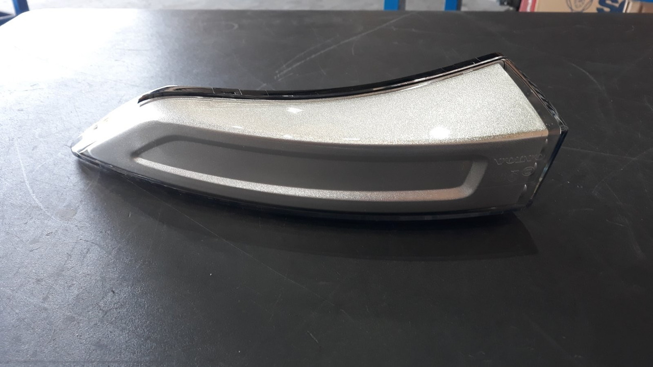 VOLVO INDICATOR LAMP 23386782 - Свет/ Освещение для Грузовиков: фото 4 VOLVO INDICATOR LAMP 23386782 - Свет/ Освещение для Грузовиков: фото 4