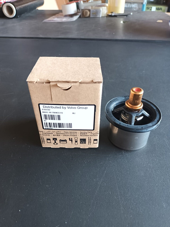 VOLVO THERMOSTAT 8149182 - Термостат для Грузовиков: фото 1 VOLVO THERMOSTAT 8149182 - Термостат для Грузовиков: фото 1