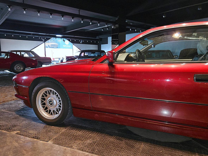 BMW 850iA - Легковой автомобиль: фото 4 BMW 850iA - Легковой автомобиль: фото 4
