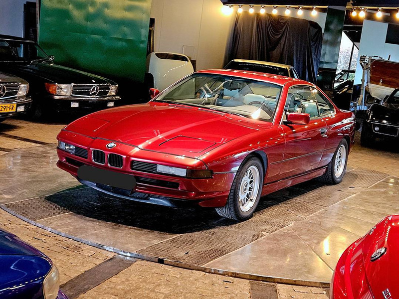BMW 850iA - Легковой автомобиль: фото 1 BMW 850iA - Легковой автомобиль: фото 1